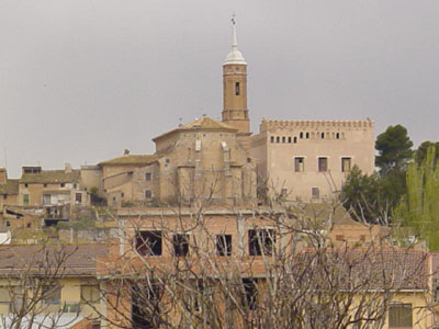 CASTILLO CON FACHADA REHABILITADA