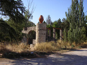 FUENTE JUNTO A LA N-II